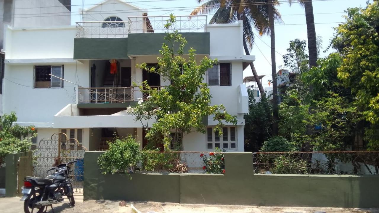 Swanky Sojourns Homestay 2Bhk Kolhapur Ngoại thất bức ảnh