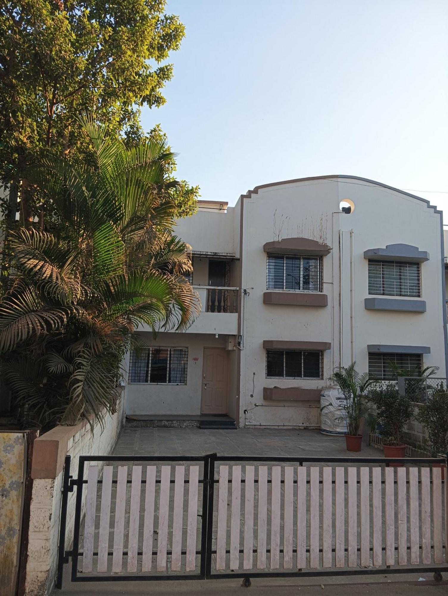 Swanky Sojourns Homestay 2Bhk Kolhapur Ngoại thất bức ảnh